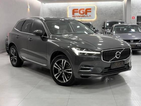 VOLVO XC60 2.0 T8 HYBRID MOMENTUM AWD GEARTRONIC VOLVO XC60 2.0 T8 HYBRID MOMENTUM AWD GEARTRONIC